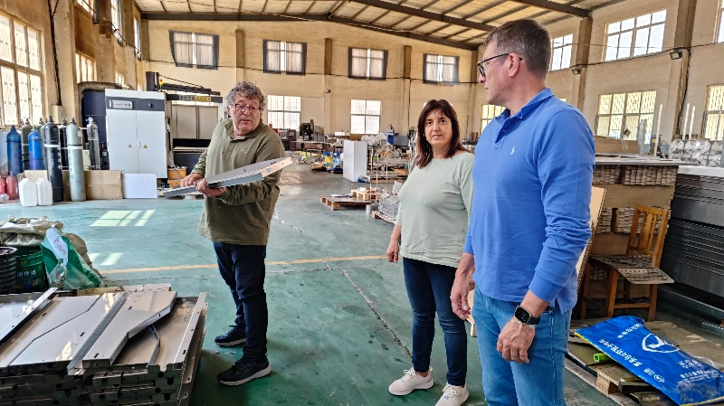 Десятилетний клиент Маноло из Испании снова посетил Debabrother